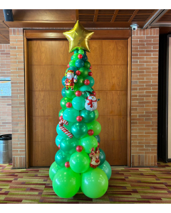 Árbol de Navidad Hecho en Globos