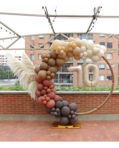 Backing para Cumpleaños en Tonos Tierra