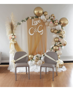 Backing para Matrimonio Decorado con Globos Brillantes